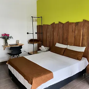 Rivière Boutique Medellín